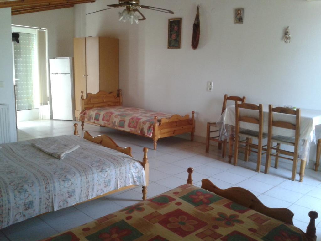 Appartement Efterpi Aggeli à Loutrópolis Thermís Chambre photo