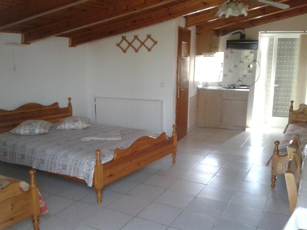 Appartement Efterpi Aggeli à Loutrópolis Thermís Chambre photo